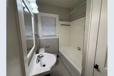 2214 Avenue O 1/2 #UP, Galveston, TX 77550 - Photo 6