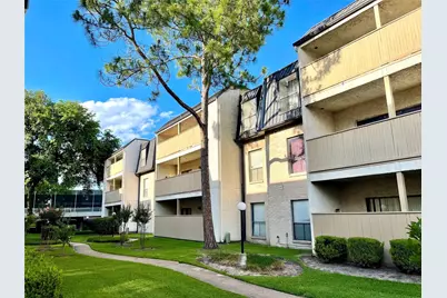 8521 Hearth Drive #3, Houston, TX 77054 - Photo 2