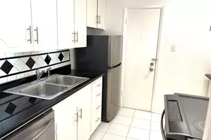 2824 Briarhurst Dr, Houston, TX 77057 - Photo 8