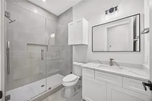 7926 Jester St, Houston, TX 77051 - Photo 44