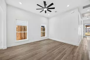 7926 Jester St, Houston, TX 77051 - Photo 38
