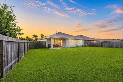 1702 Plantation Place, Baytown, TX 77523 - Photo 6