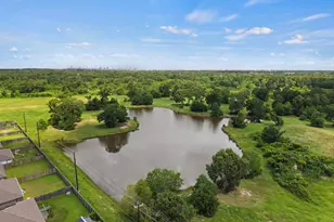 1702 Plantation Pl, Baytown, TX 77523 - Photo 40