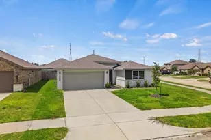 1702 Plantation Pl, Baytown, TX 77523 - Photo 8