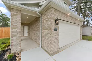 11938 Lakewood W Dr, Cypress, TX 77429 - Photo 2