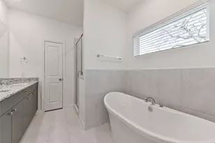 11938 Lakewood W Dr, Cypress, TX 77429 - Photo 16