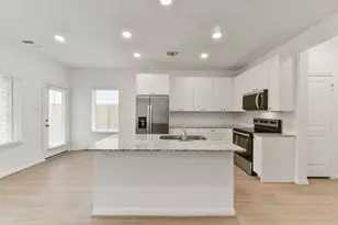 11938 Lakewood W Dr, Cypress, TX 77429 - Photo 6
