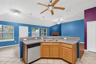 24019 Surreygate Dr, Spring, TX 77373 - Photo 8