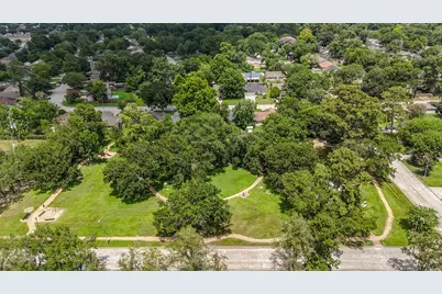 24019 Surreygate Drive, Spring, TX 77373 - Photo 34