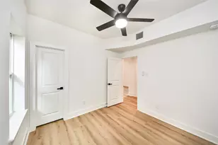 934 South Ln, Houston, TX 77088 - Photo 18