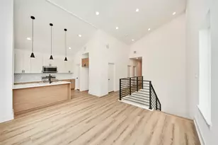 934 South Ln, Houston, TX 77088 - Photo 28