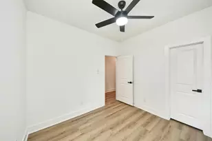 934 South Ln, Houston, TX 77088 - Photo 36