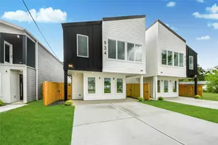 934 South Ln, Houston, TX 77088 - Photo 1