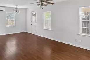 1118 Hunter Dr, Texas City, TX 77590 - Photo 4