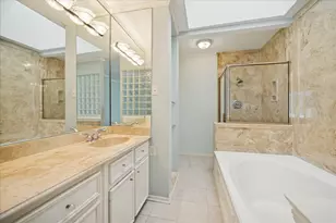 11521 Village Pl Dr, Houston, TX 77077 - Photo 8