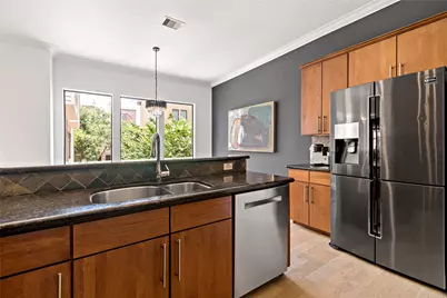 5223 Eigel Street, Houston, TX 77007 - Photo 12