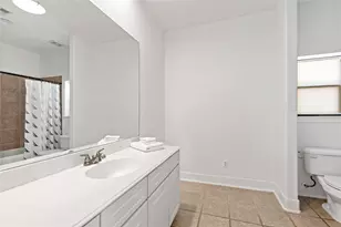 5223 Eigel St, Houston, TX 77007 - Photo 8