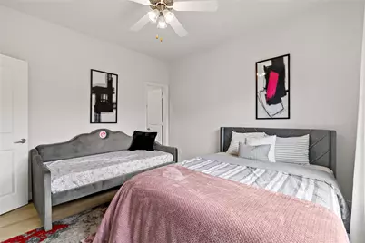 5223 Eigel Street, Houston, TX 77007 - Photo 18