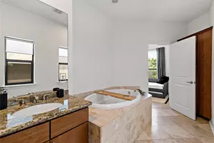 5223 Eigel St, Houston, TX 77007 - Photo 14