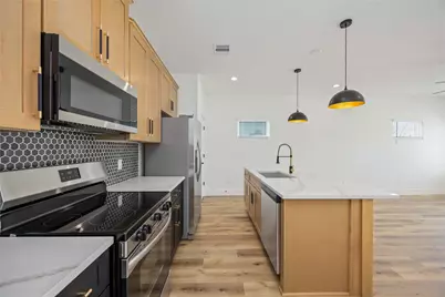 7713 Cora Street #A-B, Houston, TX 77088 - Photo 4