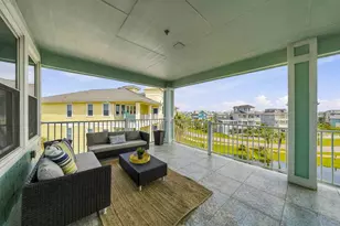 4121 Pointe W Dr, Galveston, TX 77554 - Photo 22