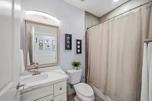4121 Pointe W Dr, Galveston, TX 77554 - Photo 12