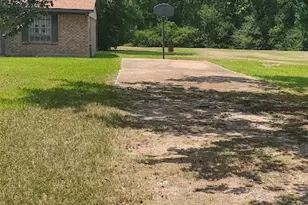 9723 Willow St, Houston, TX 77088 - Photo 1