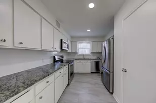 1914 Augusta Dr, Houston, TX 77057 - Photo 12