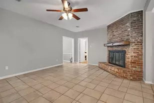 18230 Caprice Ln, Houston, TX 77058 - Photo 26