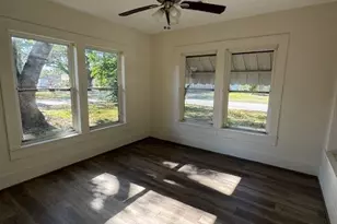 1616 N Travis St, Liberty, TX 77575 - Photo 22