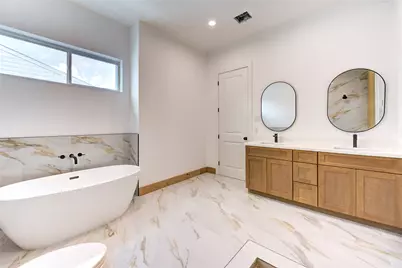 9007 Noel A and B Street, Houston, TX 77033 - Photo 14