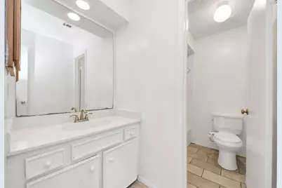 4701 Spring Lane, Baytown, TX 77521 - Photo 34