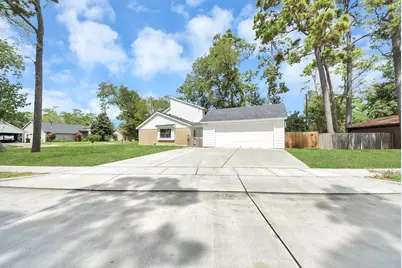4701 Spring Lane, Baytown, TX 77521 - Photo 2