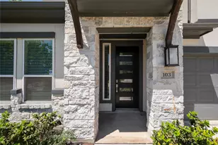 103 E Christine Manor Dr, Montgomery, TX 77316 - Photo 2
