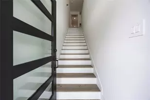 8017-A Cora St, Houston, TX 77088 - Photo 16