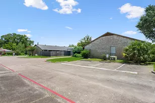 3808 Laura Leigh Dr, Friendswood, TX 77546 - Photo 32