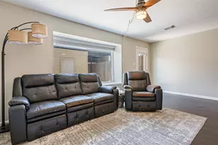 3808 Laura Leigh Dr, Friendswood, TX 77546 - Photo 8