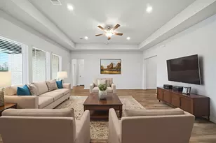 101 Lake Woodshore Ct, Clute, TX 77531 - Photo 16