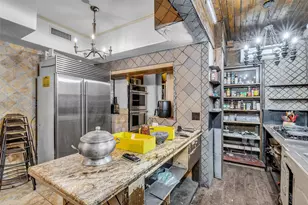 901 Kipling St, Houston, TX 77006 - Photo 12