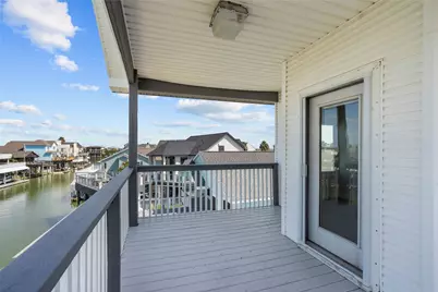 138 Isles End Road, Galveston, TX 77554 - Photo 30