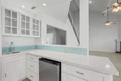 138 Isles End Road, Galveston, TX 77554 - Photo 16