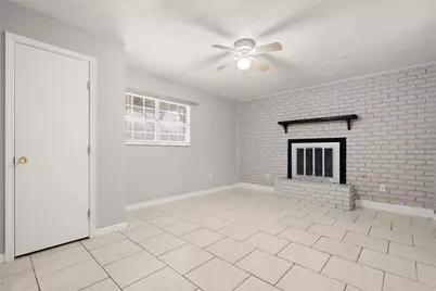 907 Northbend Drive, Baytown, TX 77521 - Photo 16