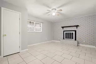 907 Northbend Dr, Baytown, TX 77521 - Photo 16