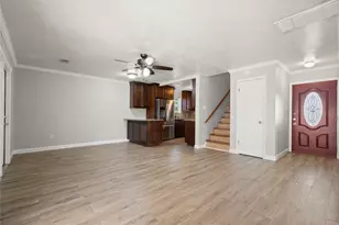 907 Northbend Dr, Baytown, TX 77521 - Photo 6