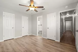 907 Northbend Dr, Baytown, TX 77521 - Photo 24