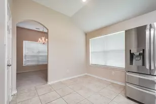 8402 Coleus Ln, Baytown, TX 77521 - Photo 14