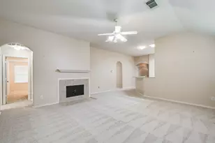 8402 Coleus Ln, Baytown, TX 77521 - Photo 18
