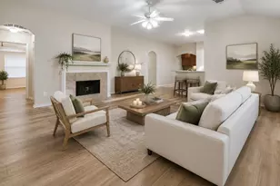 8402 Coleus Ln, Baytown, TX 77521 - Photo 2
