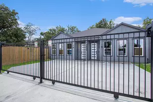 3652 Seabrook St, Houston, TX 77021 - Photo 2