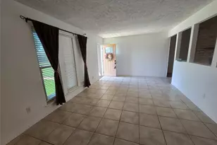 9802 Sagepike Dr, Houston, TX 77089 - Photo 10